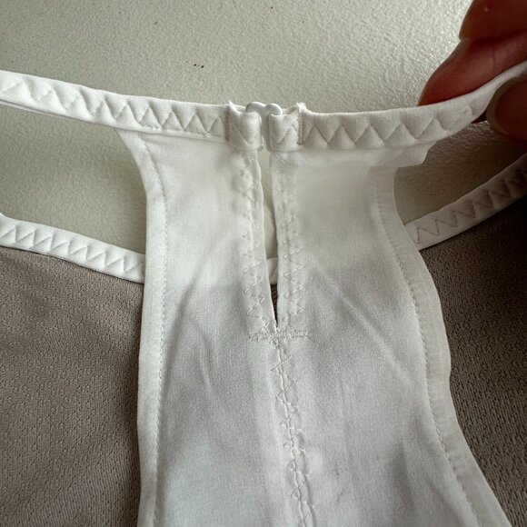 Lululemon Tank-top with builtin Bra - Picture 2 of 7